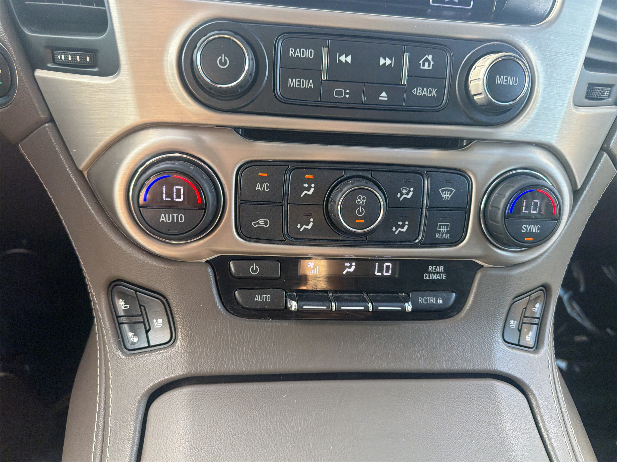 2017 GMC Yukon XL 1500 Denali