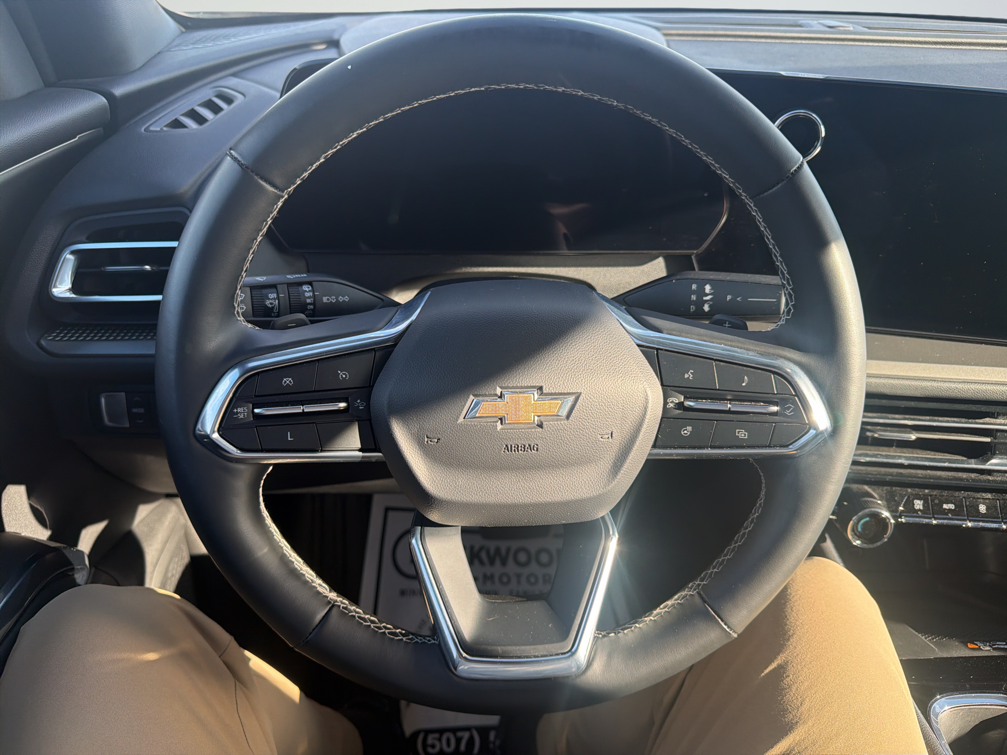 2025 Chevrolet Traverse AWD LT