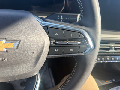 2025 Chevrolet Traverse AWD LT