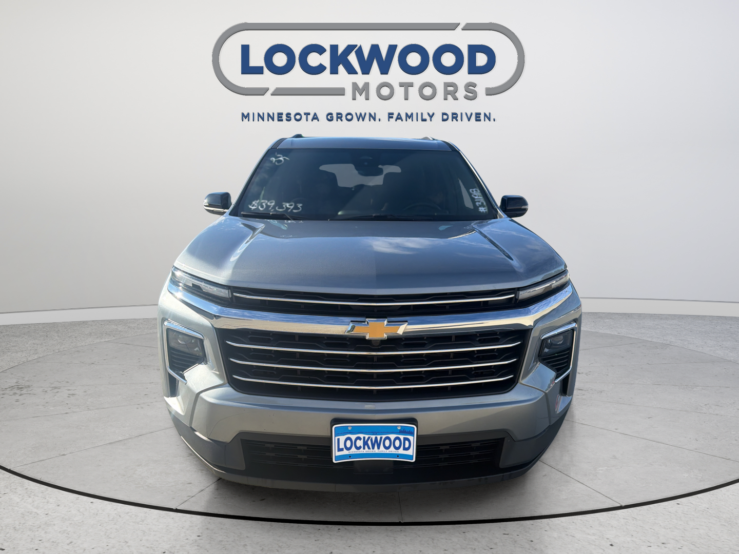 2025 Chevrolet Traverse AWD LT