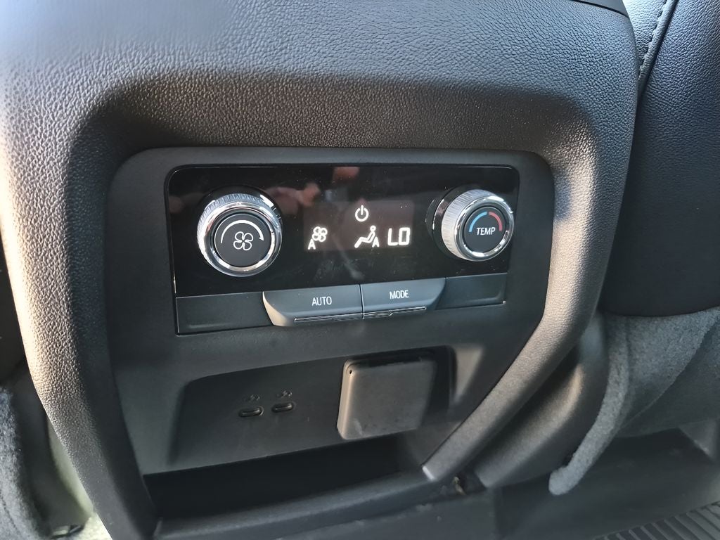 2025 Chevrolet Traverse AWD Z71