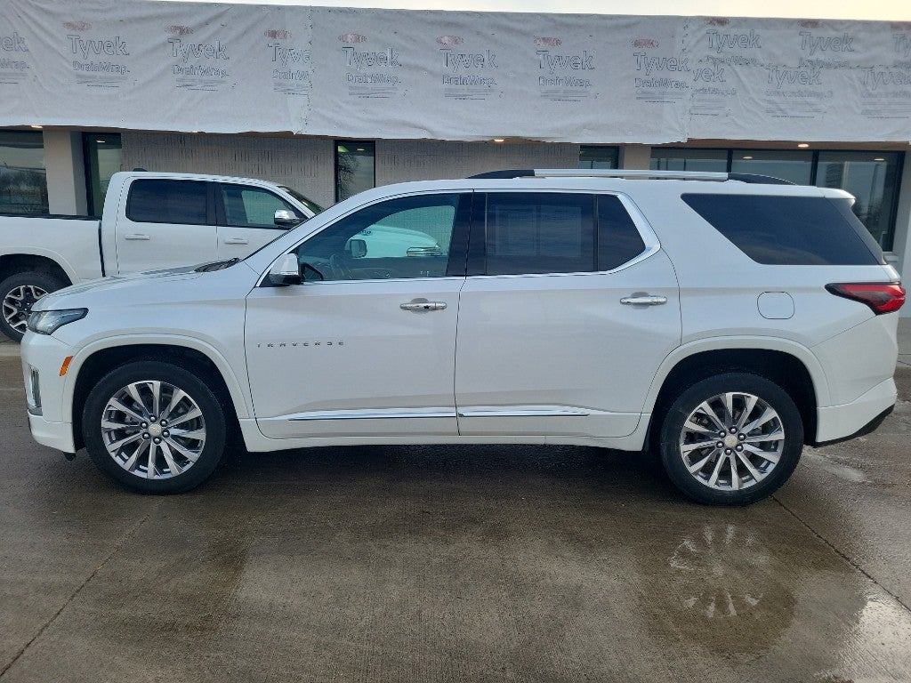 Used 2022 Chevrolet Traverse Premier with VIN 1GNEVKKW3NJ159690 for sale in Marshall, Minnesota