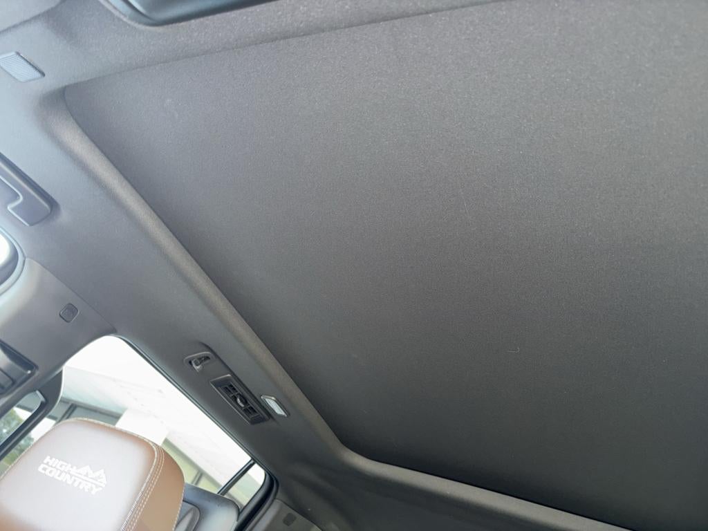 2021 Chevrolet Suburban 1500 High Country