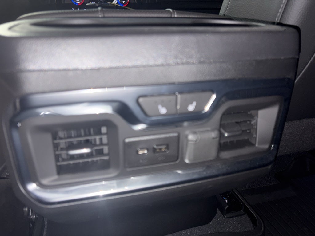 2023 GMC Sierra 3500 Denali