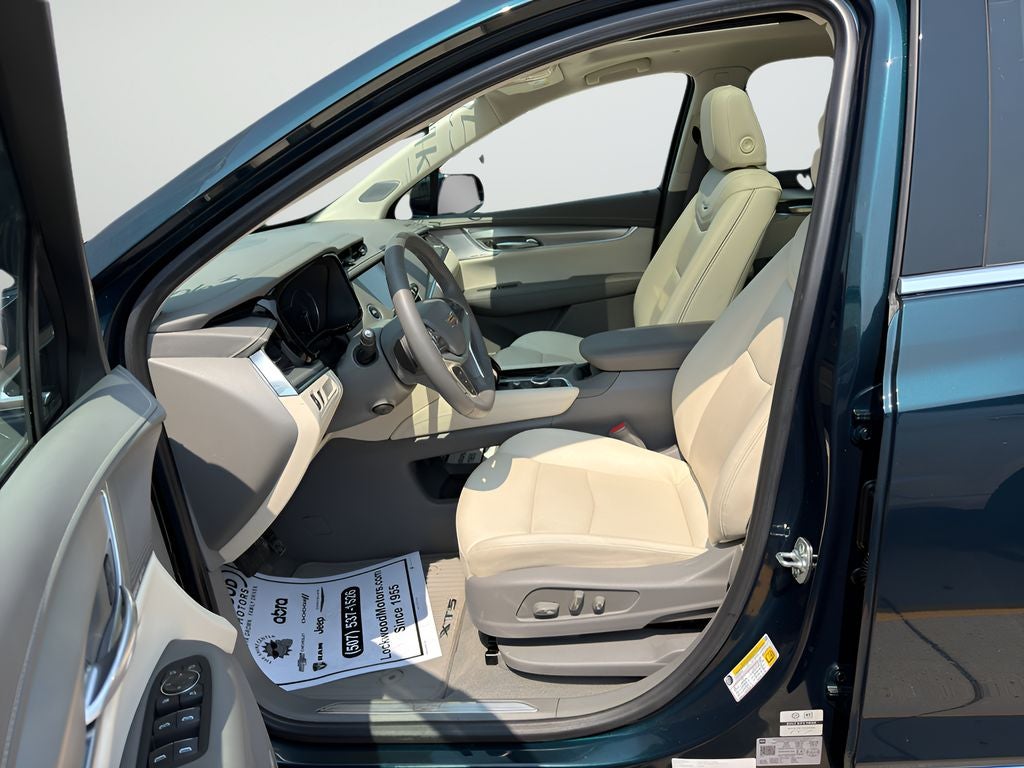 2025 Cadillac XT5 AWD Premium Luxury