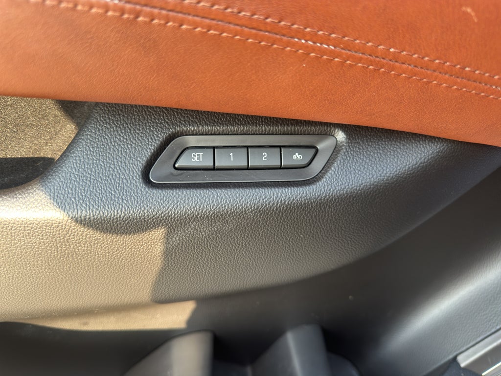 2015 Cadillac Escalade Luxury