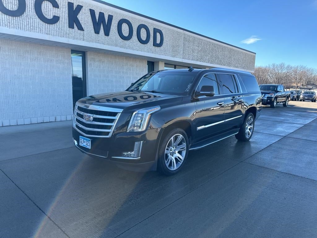 Used 2015 Cadillac Escalade ESV Luxury with VIN 1GYS4SKJ2FR679590 for sale in Marshall, Minnesota