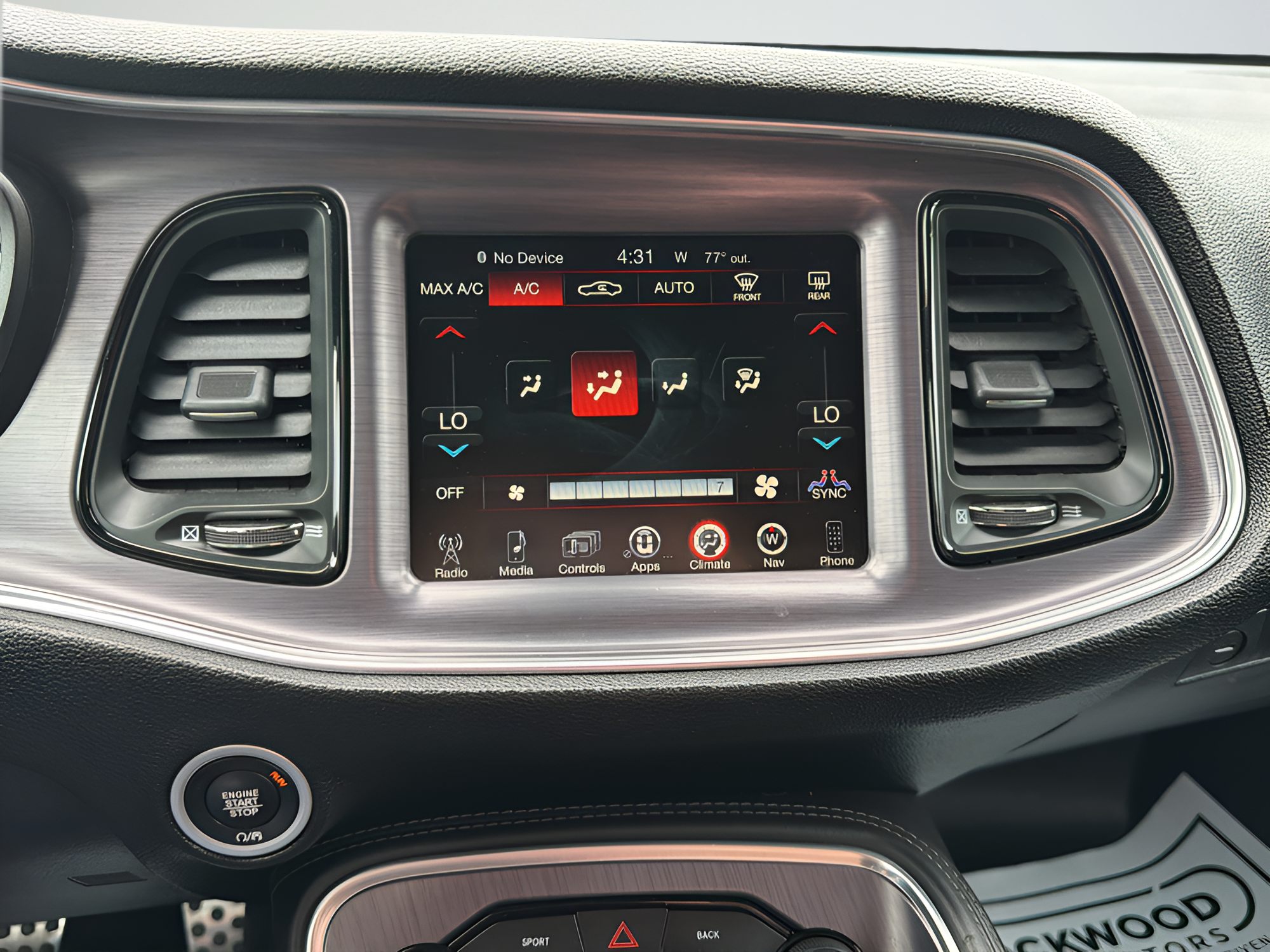 2016 Dodge Challenger R/T Shaker