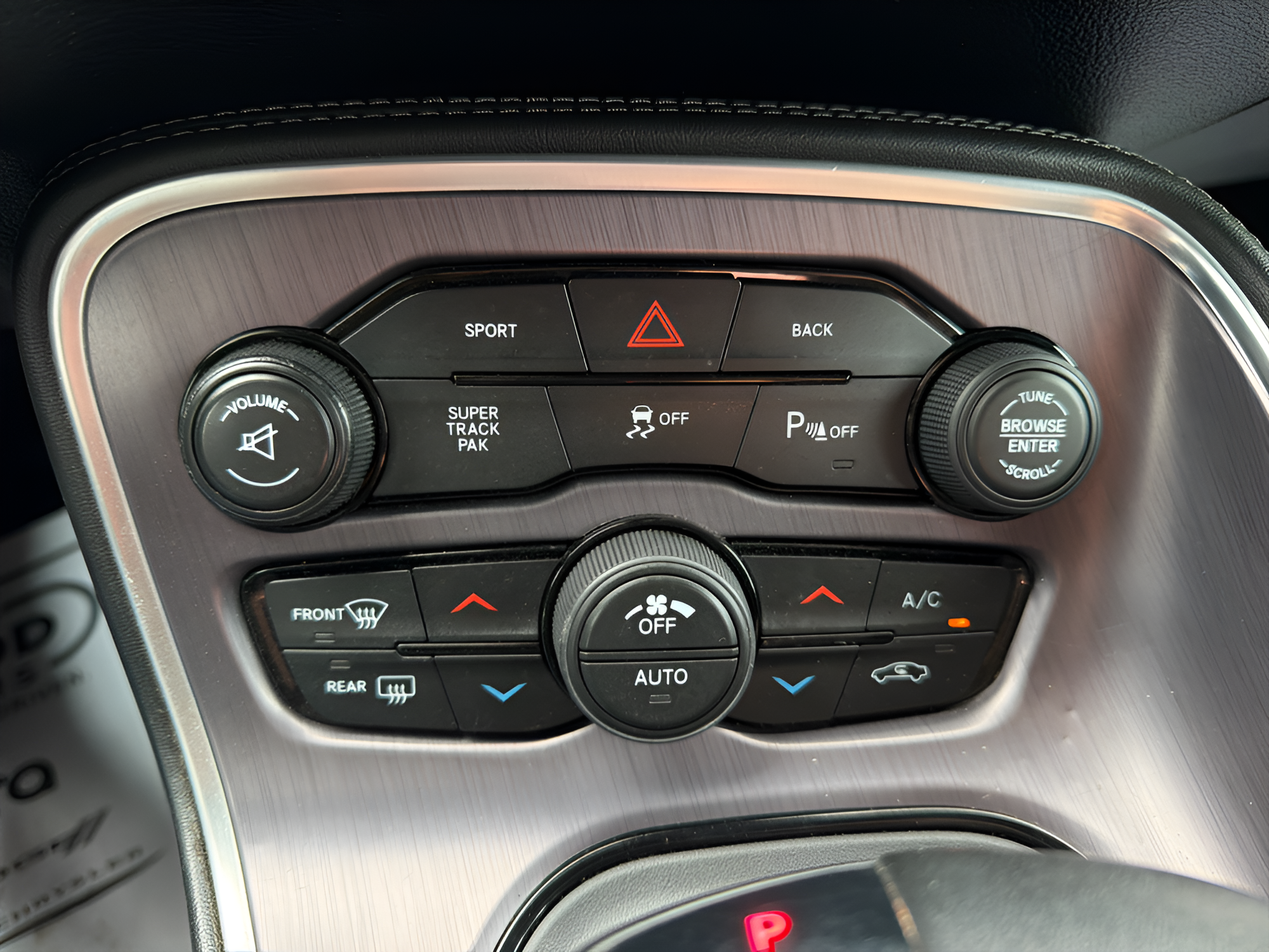 2016 Dodge Challenger R/T Shaker