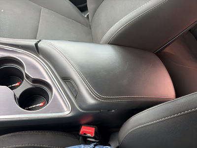 2016 Dodge Challenger R/T Shaker
