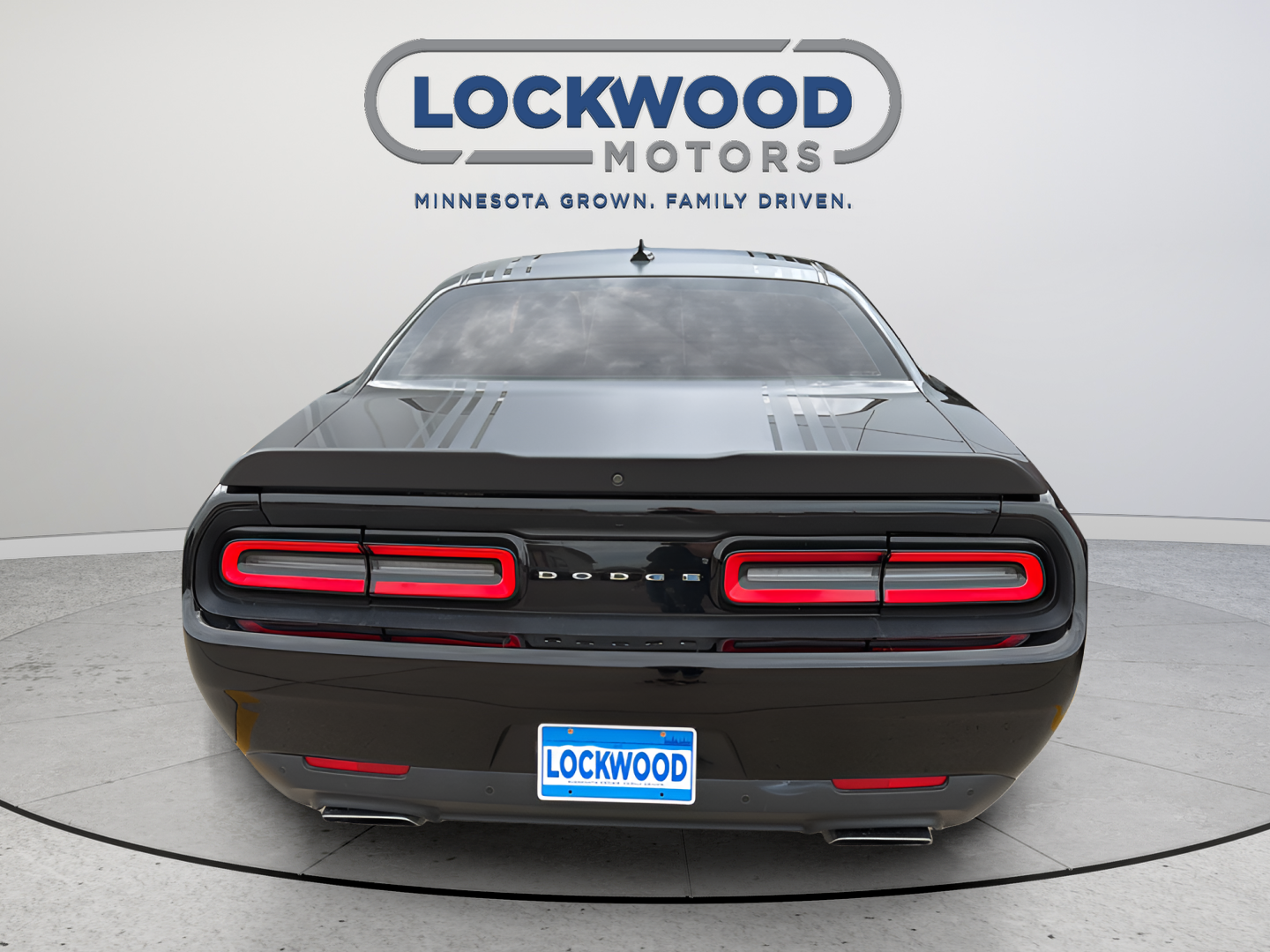 2016 Dodge Challenger R/T Shaker