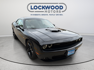2016 Dodge Challenger R/T Shaker