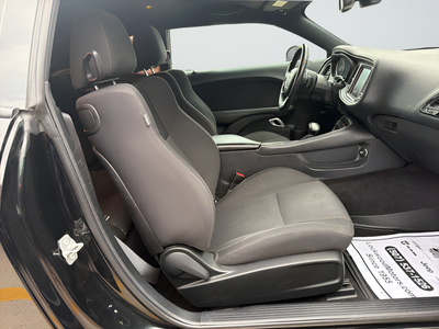 2016 Dodge Challenger R/T Shaker