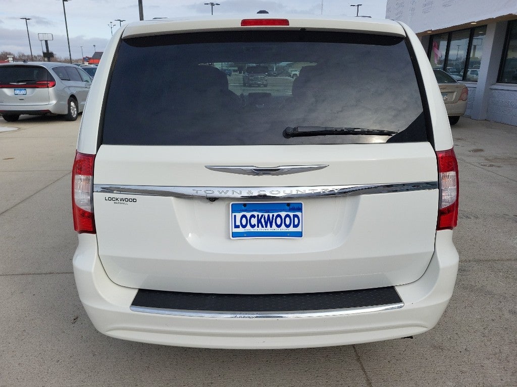 2012 Chrysler Town & Country Touring