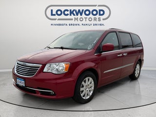2016 Chrysler Town &amp; Country Touring