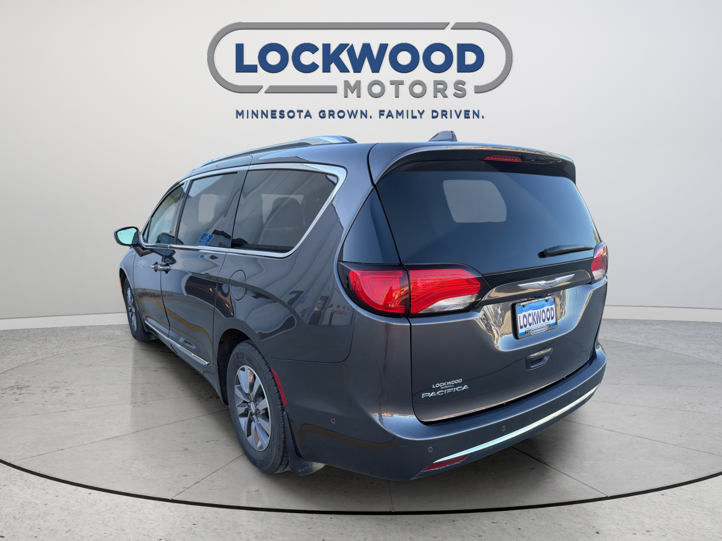 Used 2019 Chrysler Pacifica Touring L Plus with VIN 2C4RC1EG0KR741820 for sale in Marshall, Minnesota
