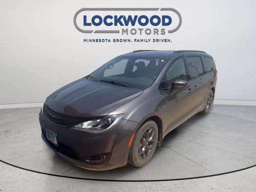 2019 Chrysler Pacifica Touring L Plus