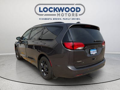 2019 Chrysler Pacifica Touring L Plus