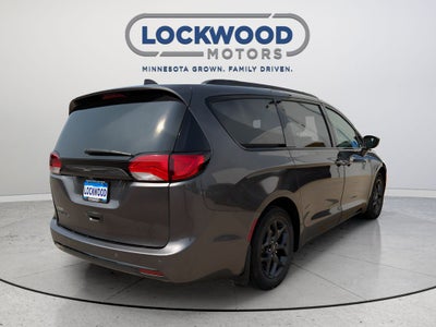 2019 Chrysler Pacifica Touring L Plus