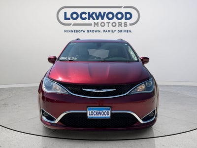 2017 Chrysler Pacifica Touring-L Plus