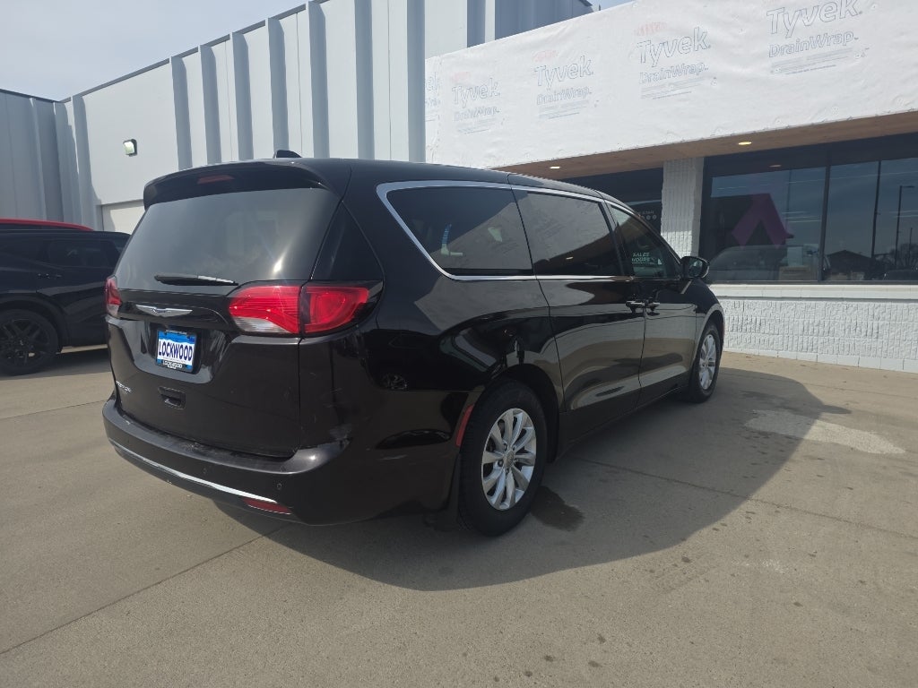2019 Chrysler Pacifica Touring Plus
