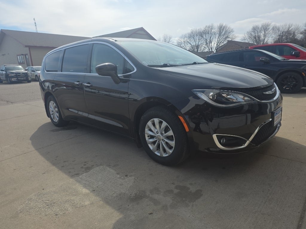 2019 Chrysler Pacifica Touring Plus