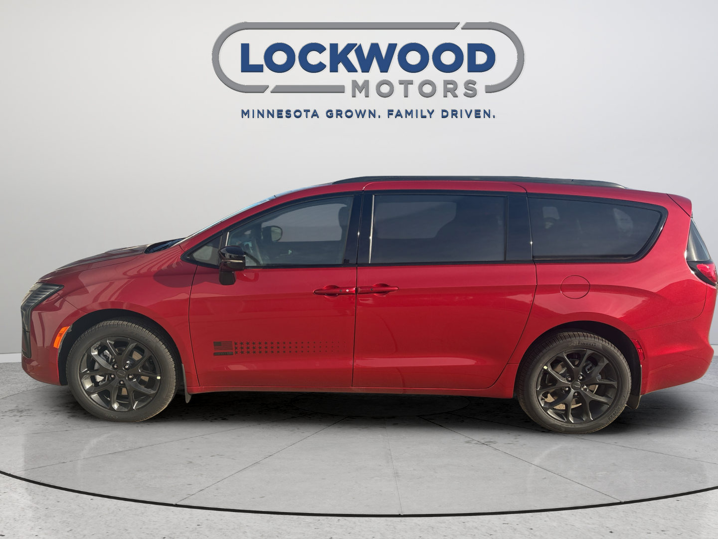 2027 Chrysler Pacifica Select