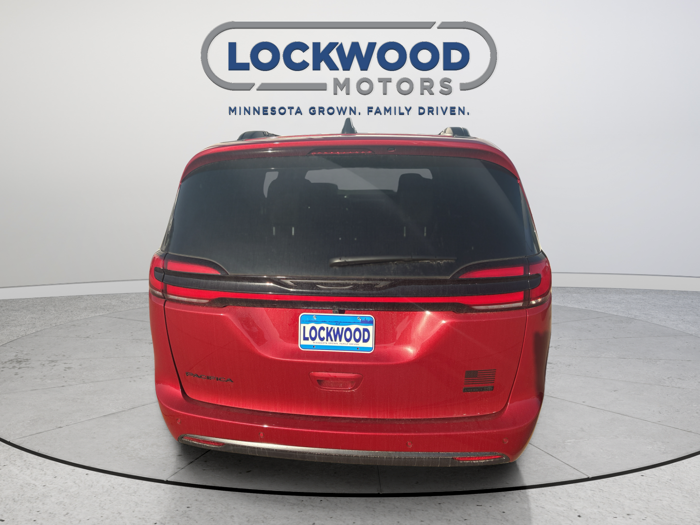 2027 Chrysler Pacifica Select