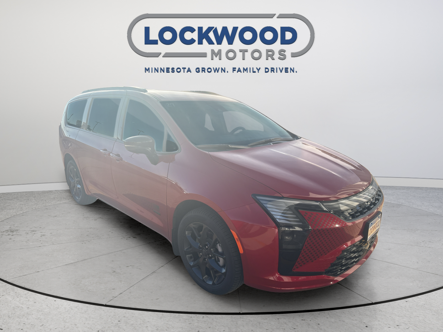 2027 Chrysler Pacifica Select