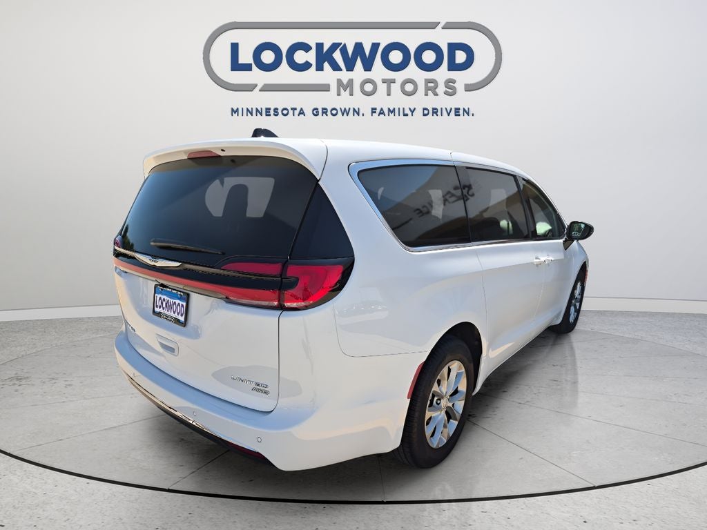 2026 Chrysler Pacifica Limited