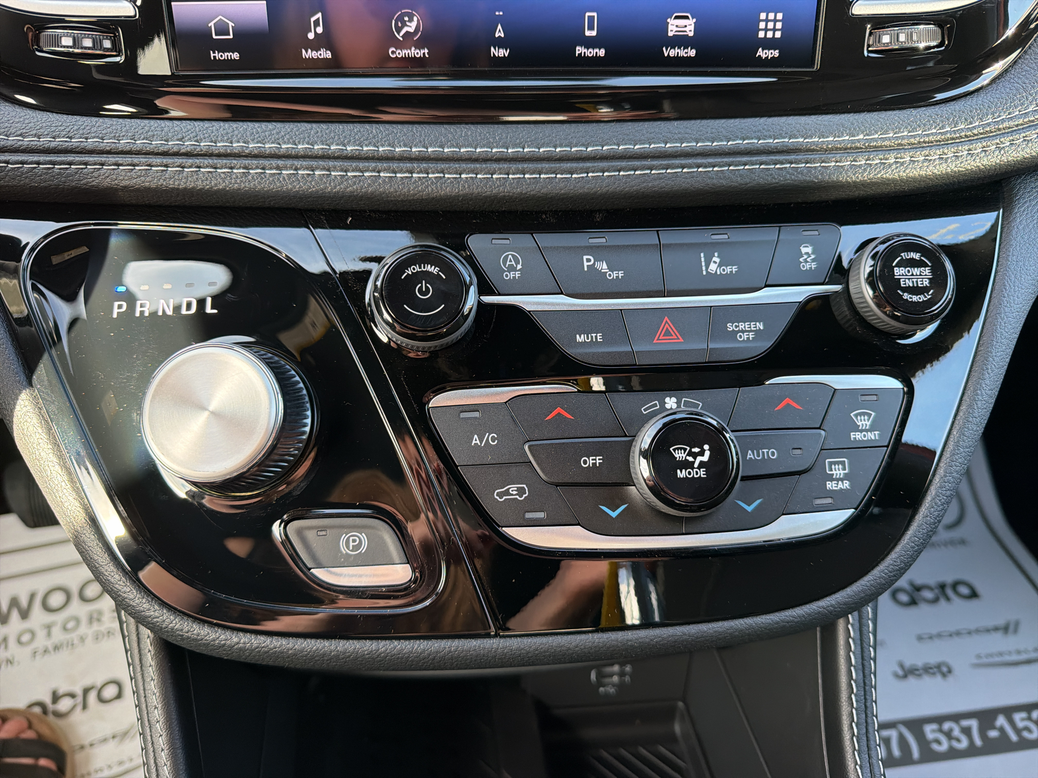 2027 Chrysler Pacifica Limited