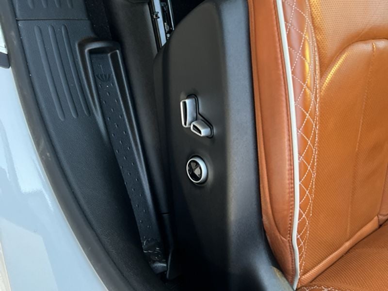 2025 Chrysler Pacifica Pinnacle