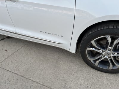 2025 Chrysler Pacifica Pinnacle