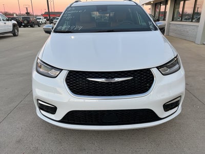 2025 Chrysler Pacifica Pinnacle