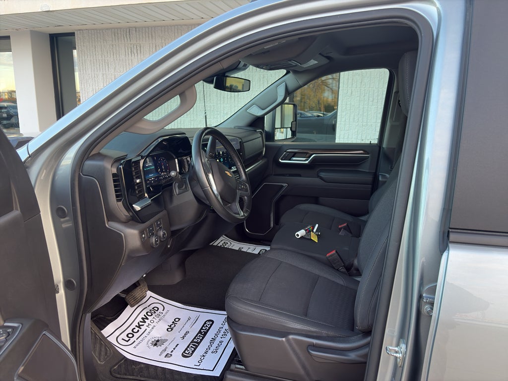 2024 Chevrolet Silverado 2500 LT