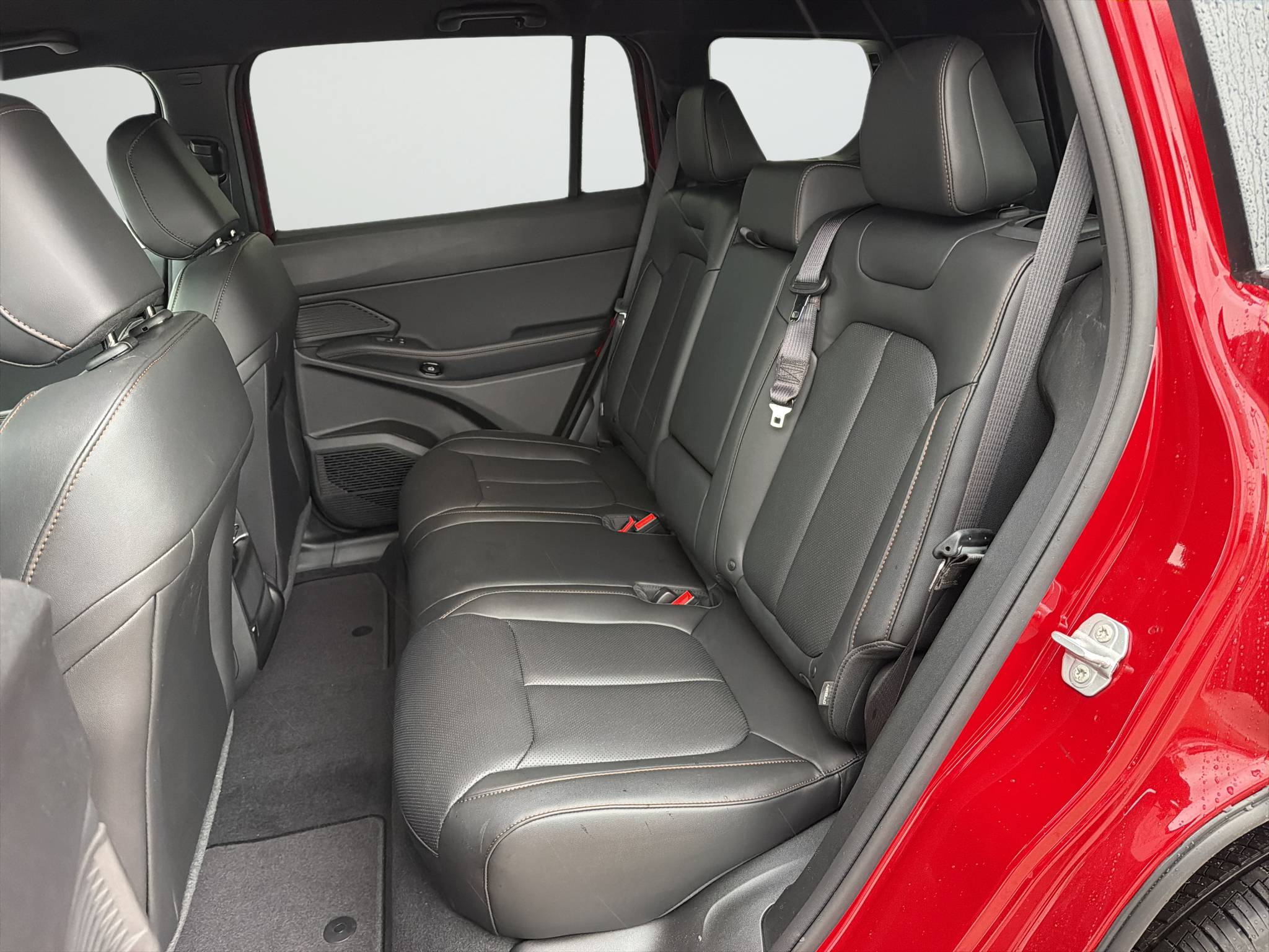 2027 Jeep Cherokee Overland