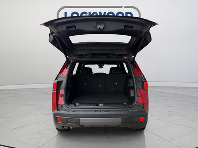 2027 Jeep Cherokee Overland