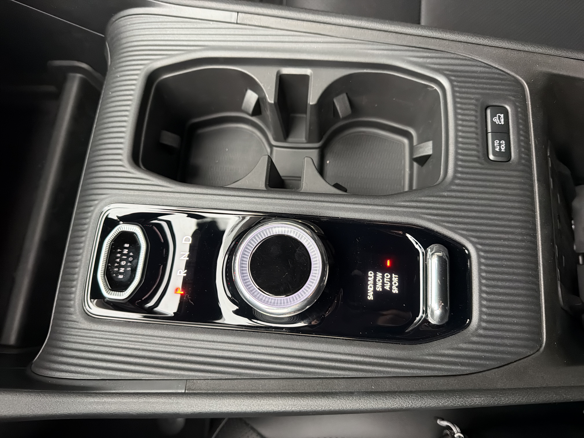 2027 Jeep Cherokee Overland