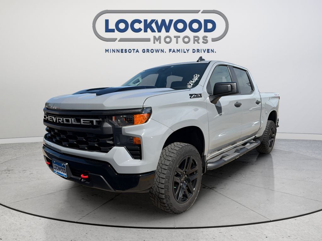 2024 Chevrolet Silverado 1500 Custom Trail Boss