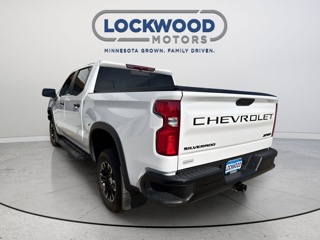 Used 2024 Chevrolet Silverado 1500 ZR2 with VIN 3GCUDHE88RG110435 for sale in Marshall, Minnesota