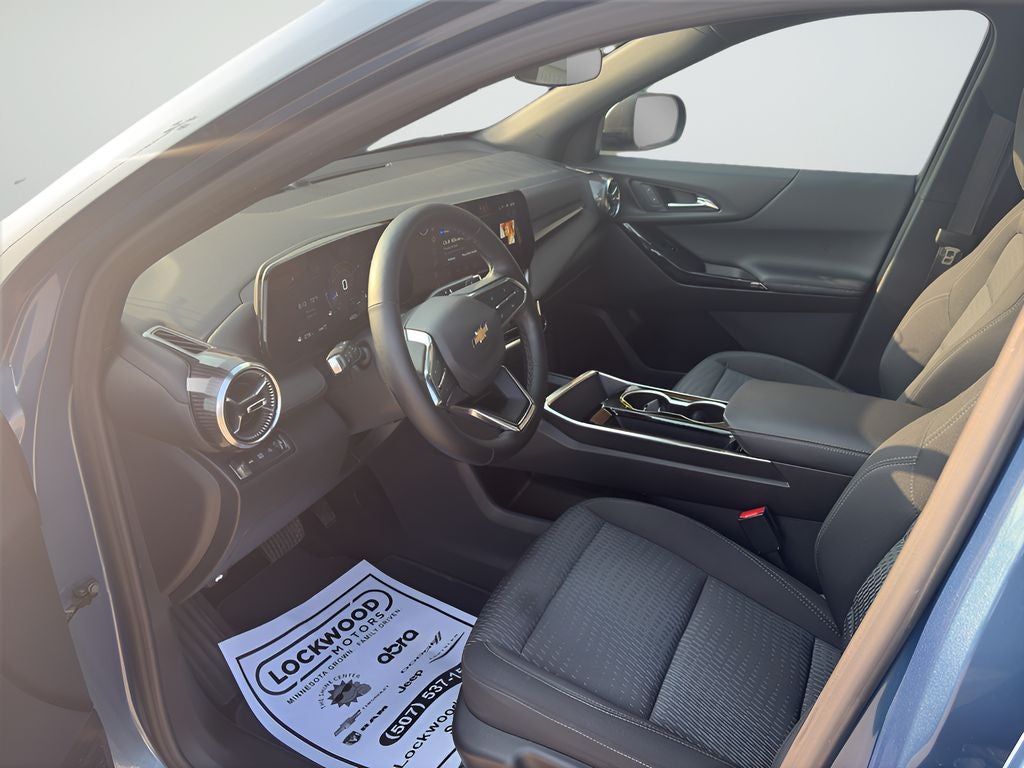 2025 Chevrolet Equinox AWD LT