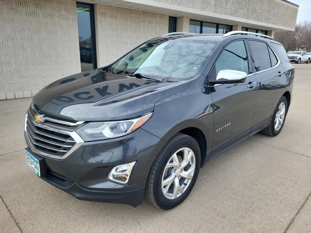 Used 2018 Chevrolet Equinox Premier with VIN 3GNAXVEV5JS541709 for sale in Marshall, Minnesota