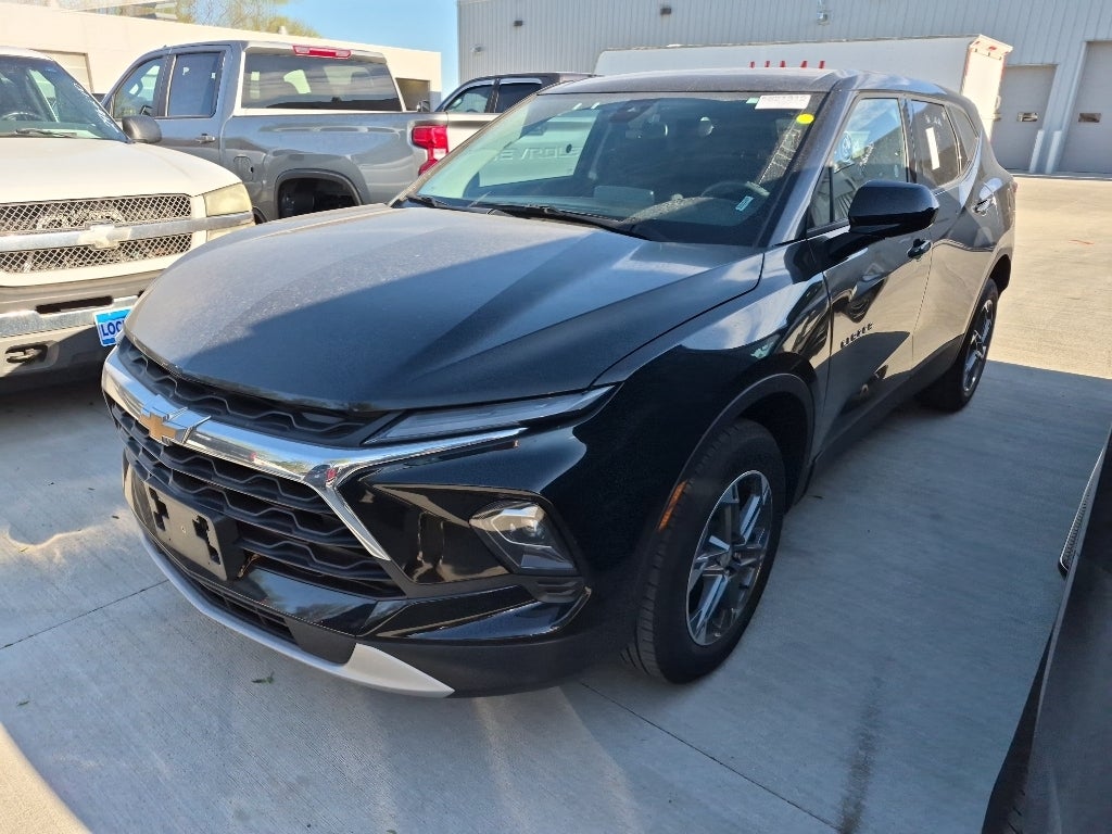 2025 Chevrolet Blazer 2.0T 2LT AWD's photo