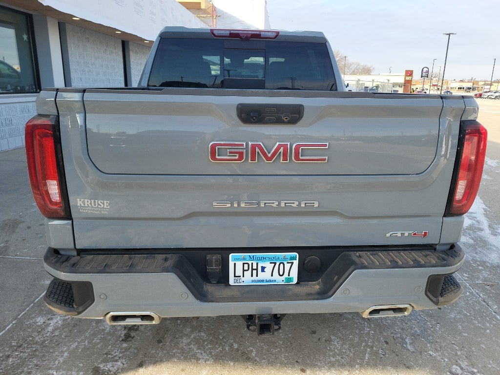 2024 GMC Sierra 1500 AT4