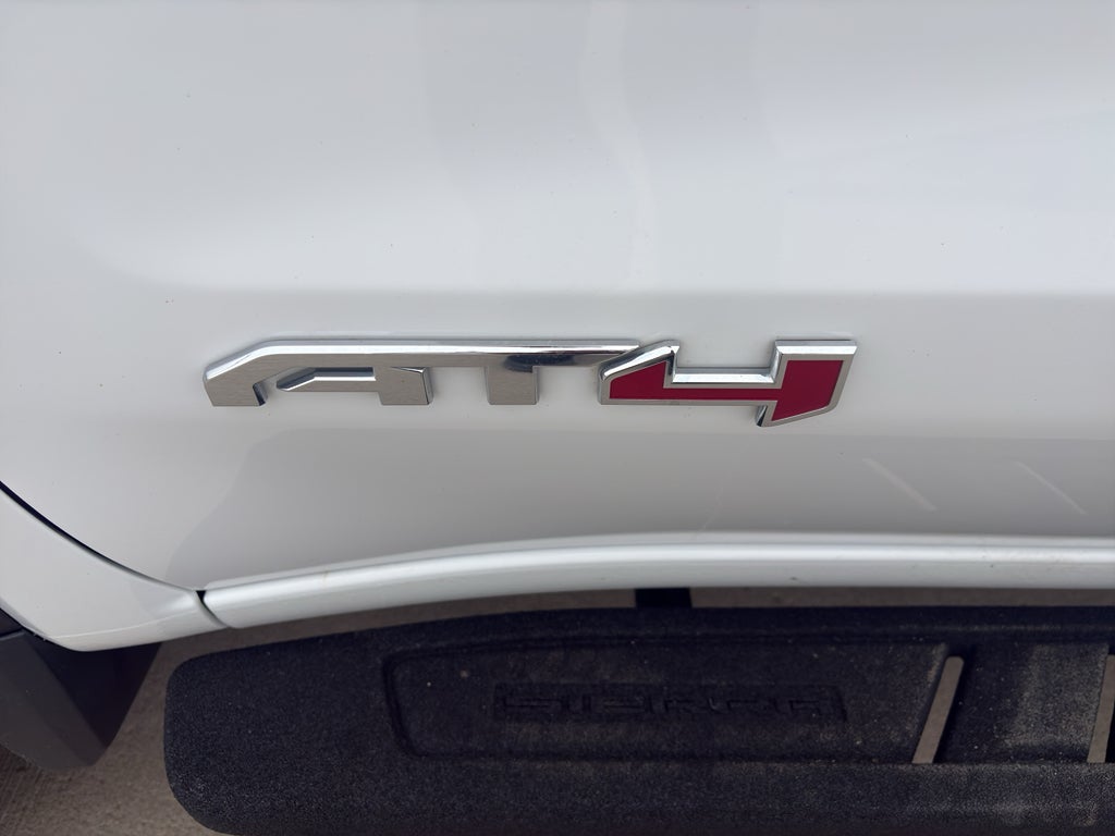 2022 GMC Sierra 1500 AT4