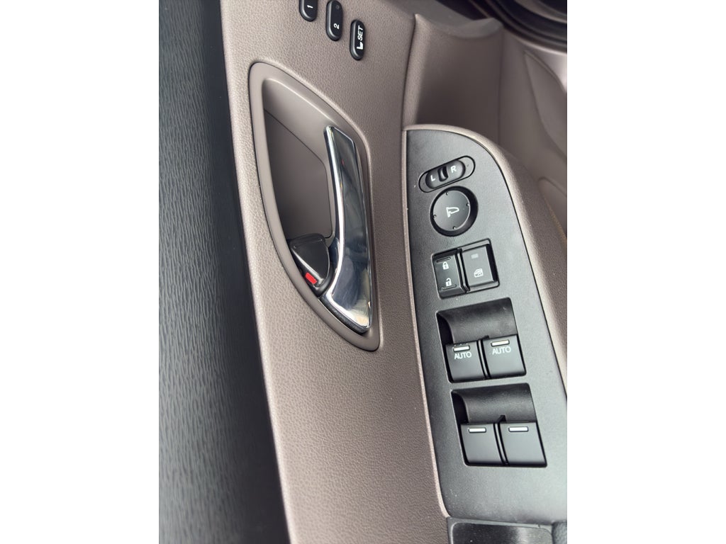 2016 Honda Odyssey ELITE