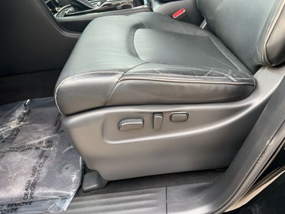 2021 INFINITI QX80 LUXE