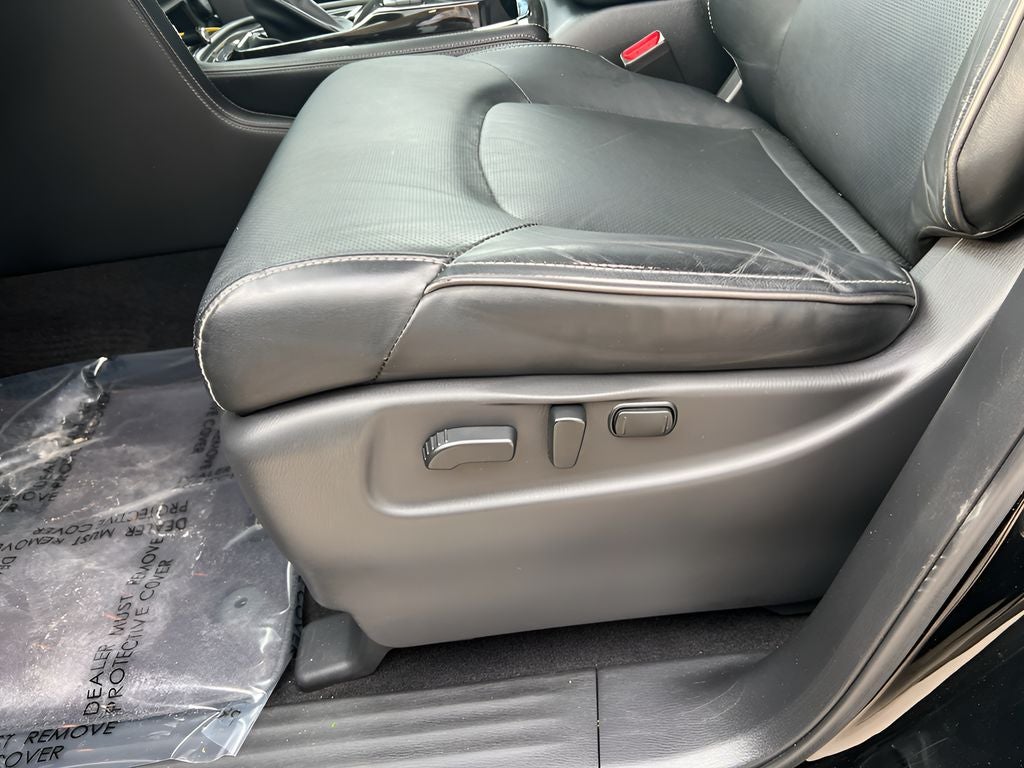 2021 INFINITI QX80 LUXE