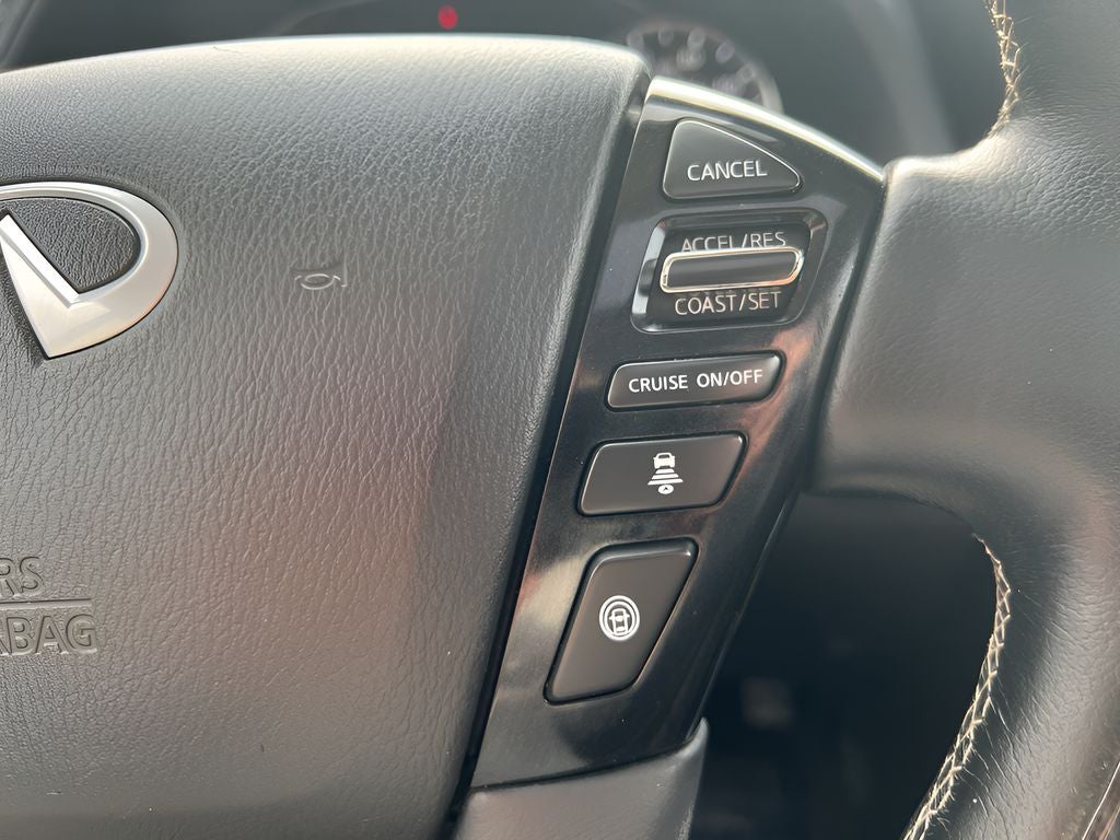 2021 INFINITI QX80 LUXE