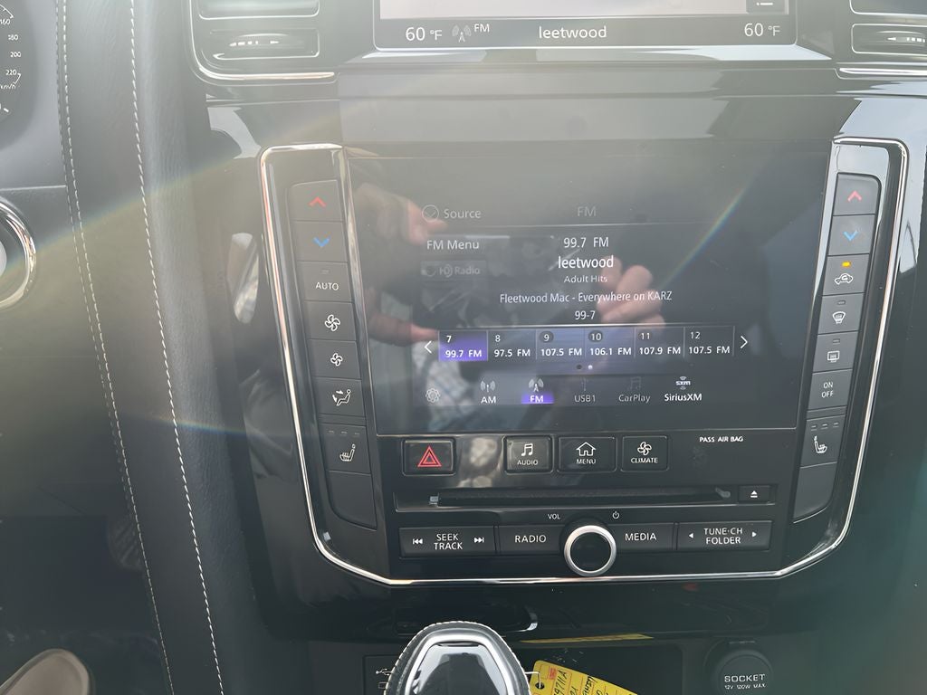 2021 INFINITI QX80 LUXE